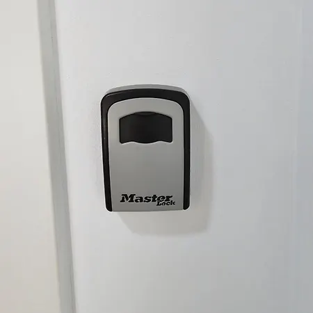 Magnet 2 Self Check In